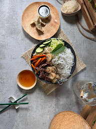 Photo n°7 de Krousty Sabaidi - La Bastide à Bordeaux (Restaurant halal)