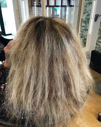 Photo n°12 de Salon de coiffure 23eme avenue coiffeur à Niort (Salon de coiffure)