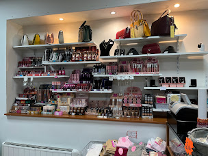 Photo n°3 de Rondes et chic à Sedan (Magasin de vêtements grandes tailles)