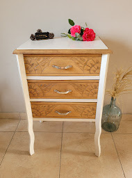 Photo n°9 de Les Meubles Oubliés - Vente et Relooking de Meubles - Décoration d'intérieur à Marchiennes (Magasin d'ameublement et de décoration)