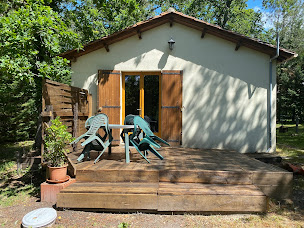 Photo n°5 de Gîtes Chênes Et Pins à St Privat en Périgord (Lodge)