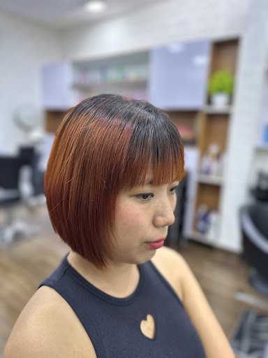 Ready for a fresh, confident new look? At PAIRS SALON, we specialize in precision haircut transfo…