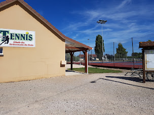 Photo n°2 de SAINT GERMAIN DU BOIS T.C. à Saint-Germain-du-Bois (Club de sport)