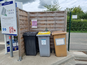 Photo n°2 de Aire Camping-Car Park à Formerie (Terrain pour camping-cars)
