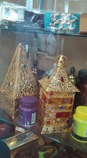 Taleen Islamic Fashion Gallery - United States