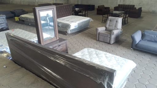 Gran Bodega de Remates de muebles - Thumbnail