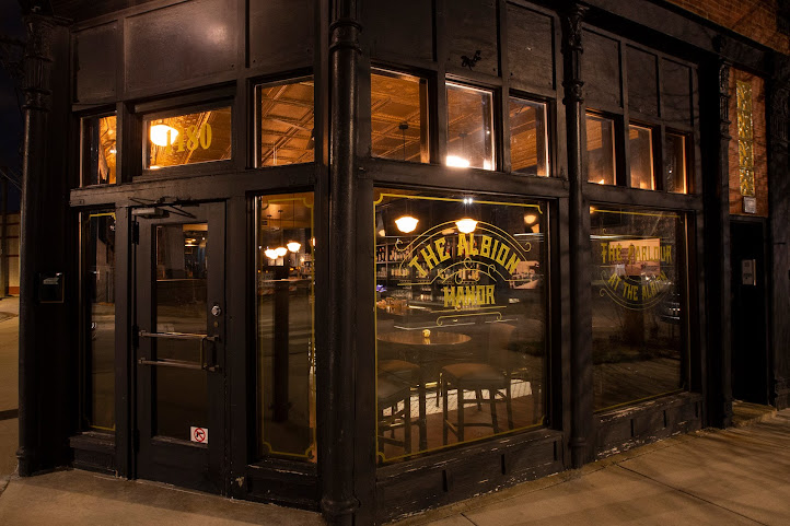 The Albion Manor by null