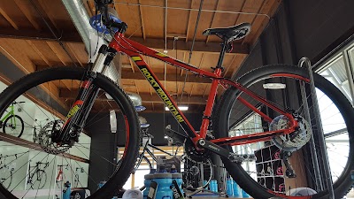 2 Wheels Cycling Boutique