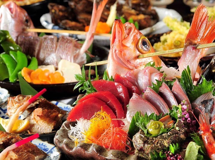 地鶏と鮮魚 焼き鳥職人 暁-アカツキ-