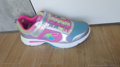 Photos of Skechers