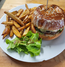 Photo n°3 de Café de l'Ormeau - RESTAURANT TABAC FDJ à Varrains (Bureau de tabac)