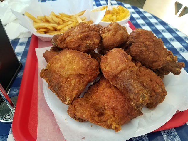 Gus’s World Famous Fried Chicken