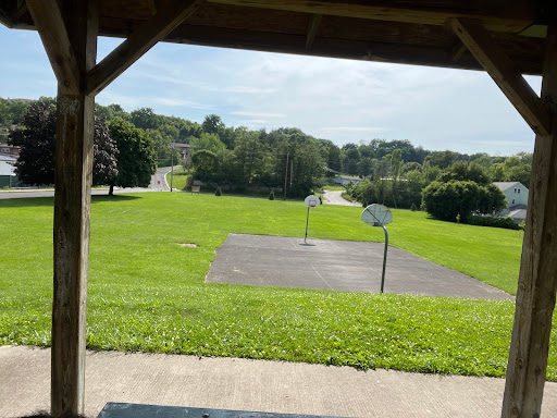 Charles Ave Park