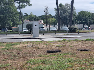 Photo n°1 de Aire Camping-Car Park à Les Mathes (Terrain pour camping-cars)