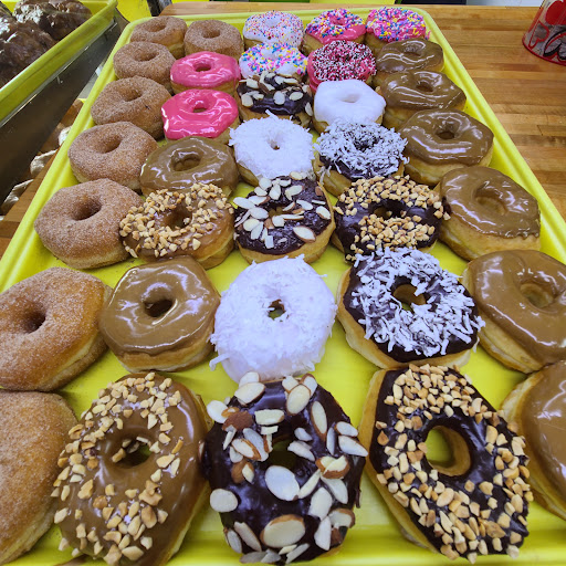 Donna's Donuts - Visual