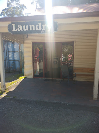 Strahan Laundromat - Thumbnail