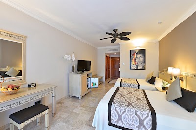 Photos of Grand Palladium Colonial Resort & Spa