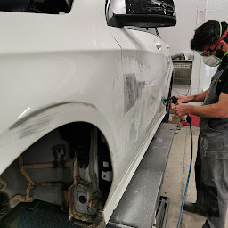 Photo n°4 de Carrosserie Chrono Yffiniac / Saint-Brieuc - Cobredia à Yffiniac (Atelier de réparation automobile)