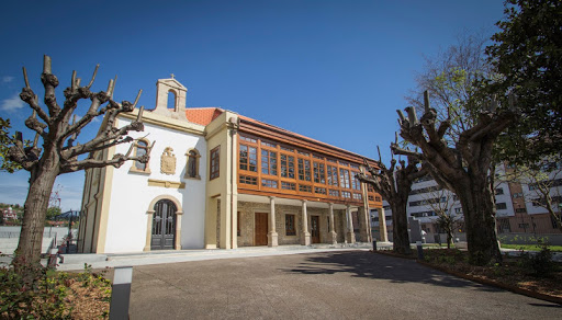 Funerarias Noega | Tanatorio Jardín El Lauredal