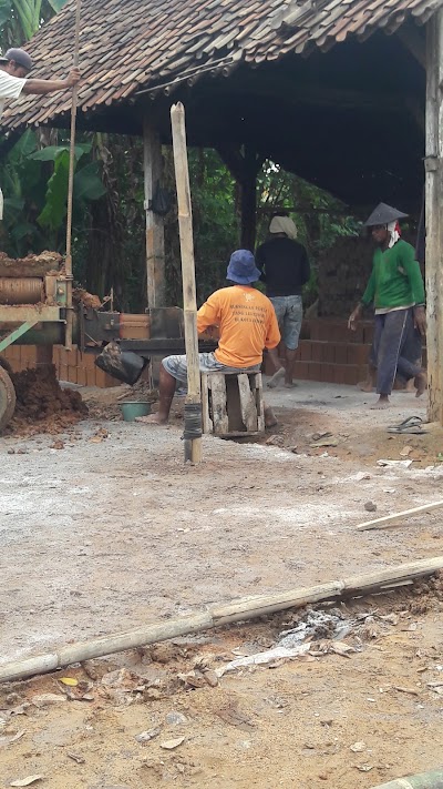 Photos of Bata Bolong M.Ahli