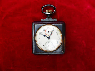 Photo n°10 de Curiosités Brocante à Évreux (Services de déménagement et de stockage)