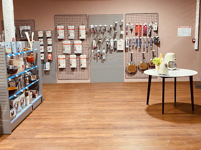 Opinii despre Clinique du Ménager 25 du Groupe Dagusé în Besançon - Magasin