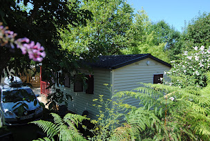 Photo n°15 de Camping et Gites Les Pierres Chaudes à Veyrignac (Ferme)