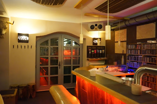 Musikbar on the rocks - Thumbnail