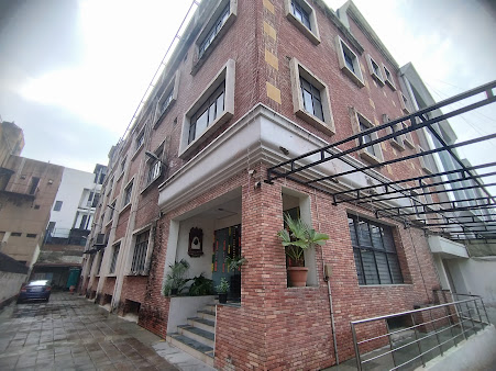 Af1qipoftmt3wwowhl2valmupsedhvmaj8zdf6vzclkv=s451 K No