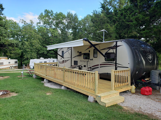 Hillbilly's Campground - Thumbnail