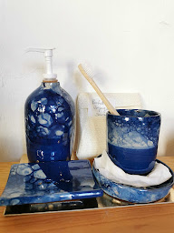 Photo n°5 de Poterie céramique CHRYS LINDE à Monteils (Fabricant de poteries)