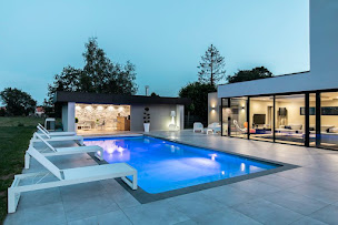 Photo n°1 de MAGILINE SAINTES à Saintes (Magasin de matériel pour piscines)