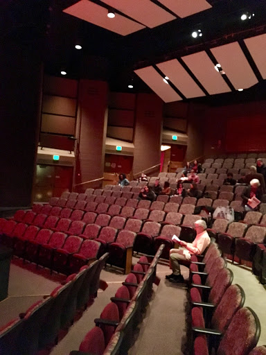 Daggy Hall - Thumbnail