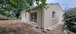 Photo n°20 de TRTS Artisan en rénovation de l'habitat - Peintre en bâtiment - Peinture industrielle à Galgon (Peintre en bâtiment)