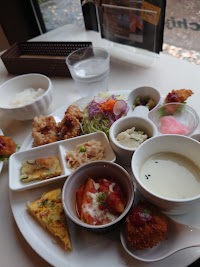 駅裏カフェ nichiyoubi