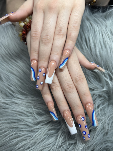 Palace Nails - Visual