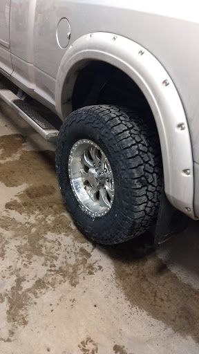 Big Jim's Tire - Thumbnail