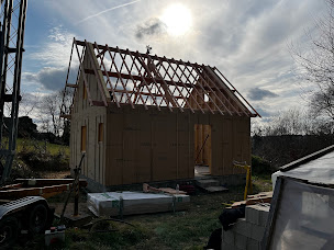 Photo n°3 de Entreprise PEYRAMAURE et Fils à Saint-Sornin-Lavolps (Charpentier)