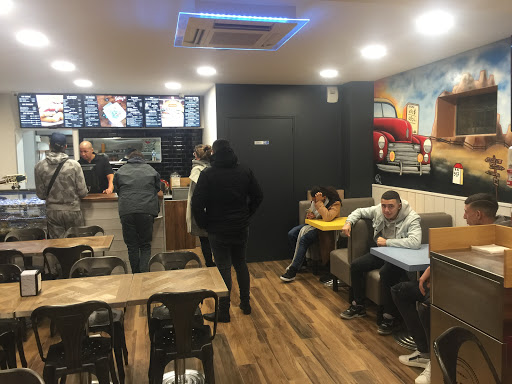Photo 3 - 50th Street Burger