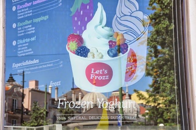 Frozz - Fresh Frozen Yoghurt