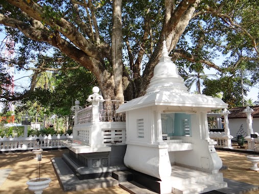 Bodhirathanaaramaya Temple, Author: Senanayaka Bandara