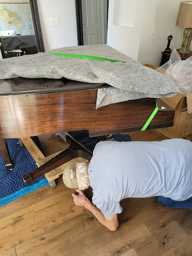 Bloomfield's Piano Moving - Visual