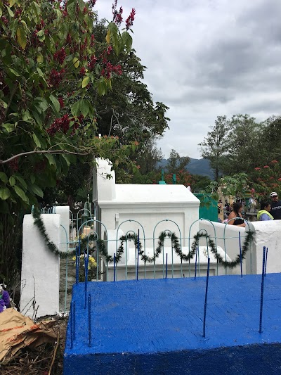 Photos of Cementerio de Chapas