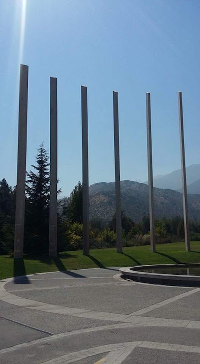 Photos of Parque del Recuerdo Cordillera