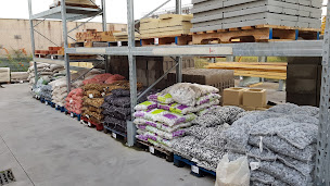 Photo n°6 de Bricomarché Saint-Pourçain-Sur-Sioule à Saint-Pourçain-sur-Sioule (Magasin de poêles à bois)