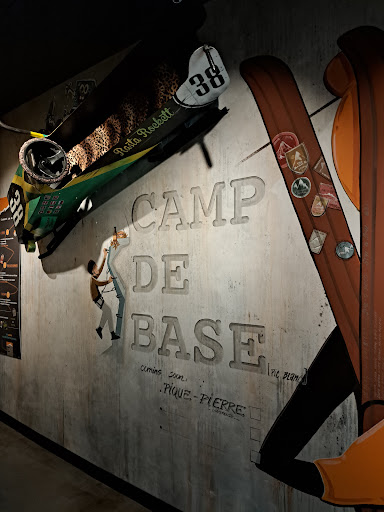 Camp De Base Pic Blanc - Alpe d'Huez - Thumbnail