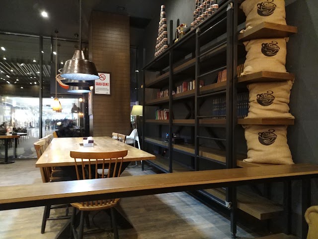 Gloria Jean's Coffees