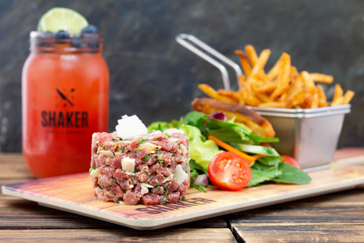 SHAKER Cuisine & Mixologie Ste-Foy by null