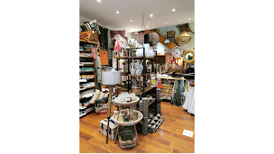 Photo n°1 de Aux tissus couleurs sucrées à Pézenas (Boutique de cadeaux)