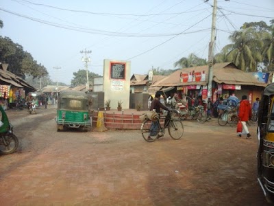 Photos of Kumudgonj Mor Bus Stop